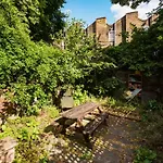 La Maison De Camden Town